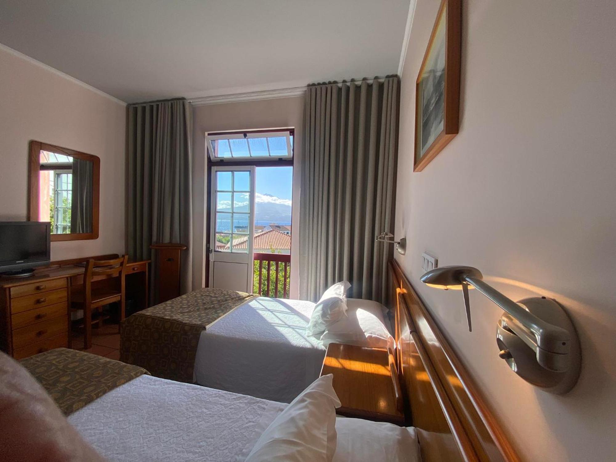 Apartamentos Turisticos Verdemar 오르타 외부 사진